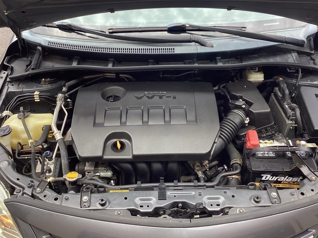 Toyota Corolla LE 2013