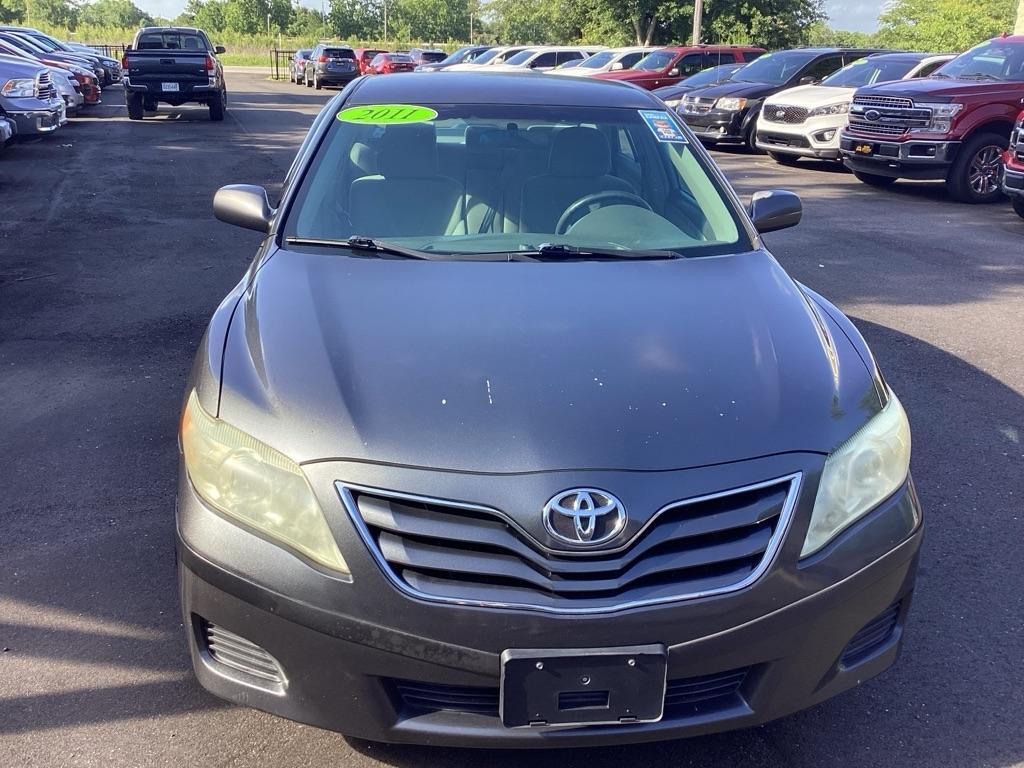 Toyota Camry Base 6-Spd AT 2011
