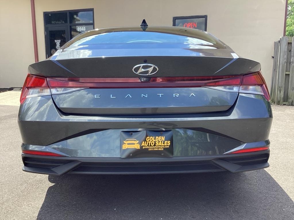 Hyundai Elantra SEL 2023