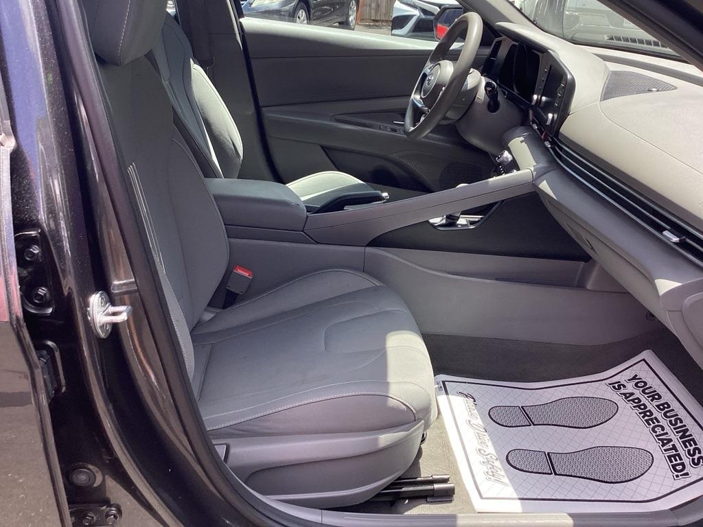 Hyundai Elantra SEL 2023