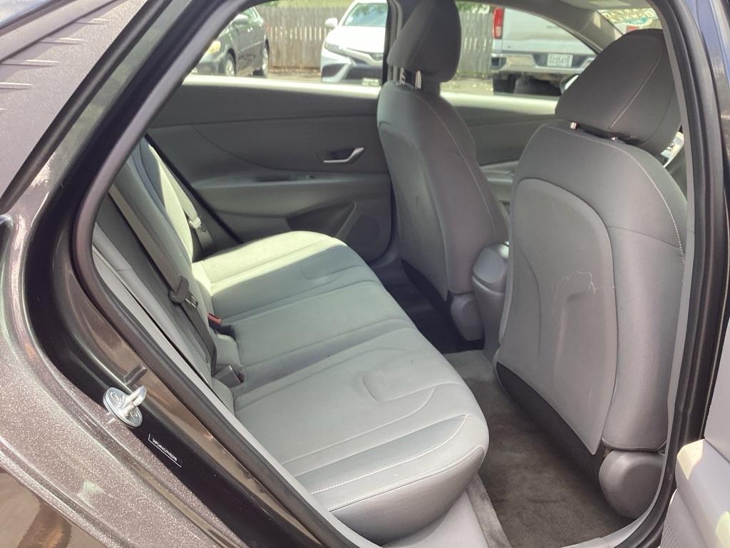 Hyundai Elantra SEL 2023
