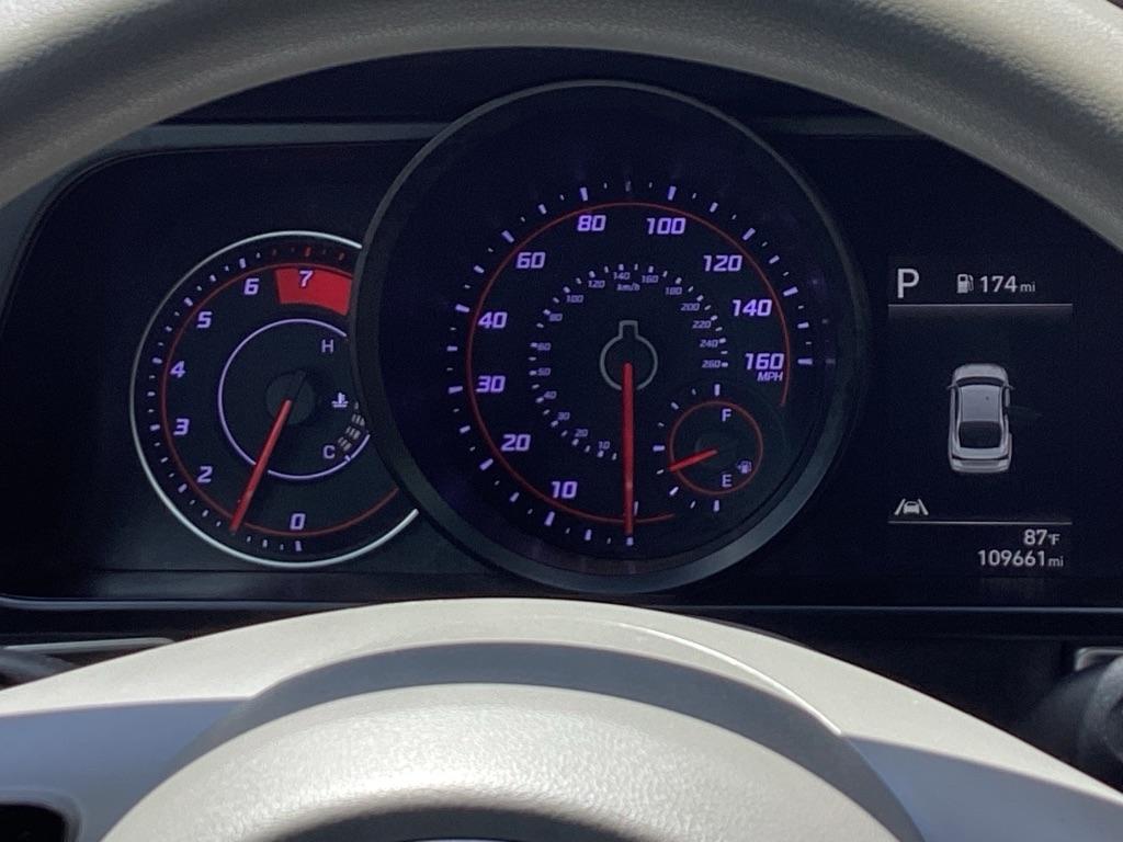 Hyundai Elantra SEL 2023