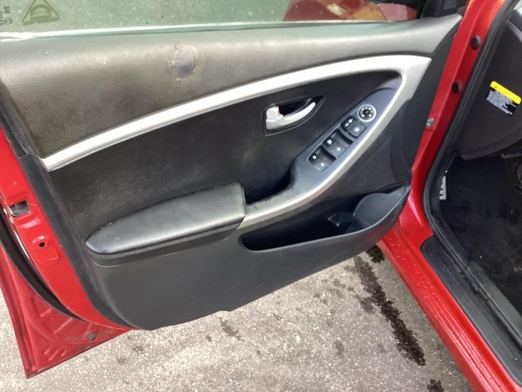 Hyundai Elantra GT A/T 2016