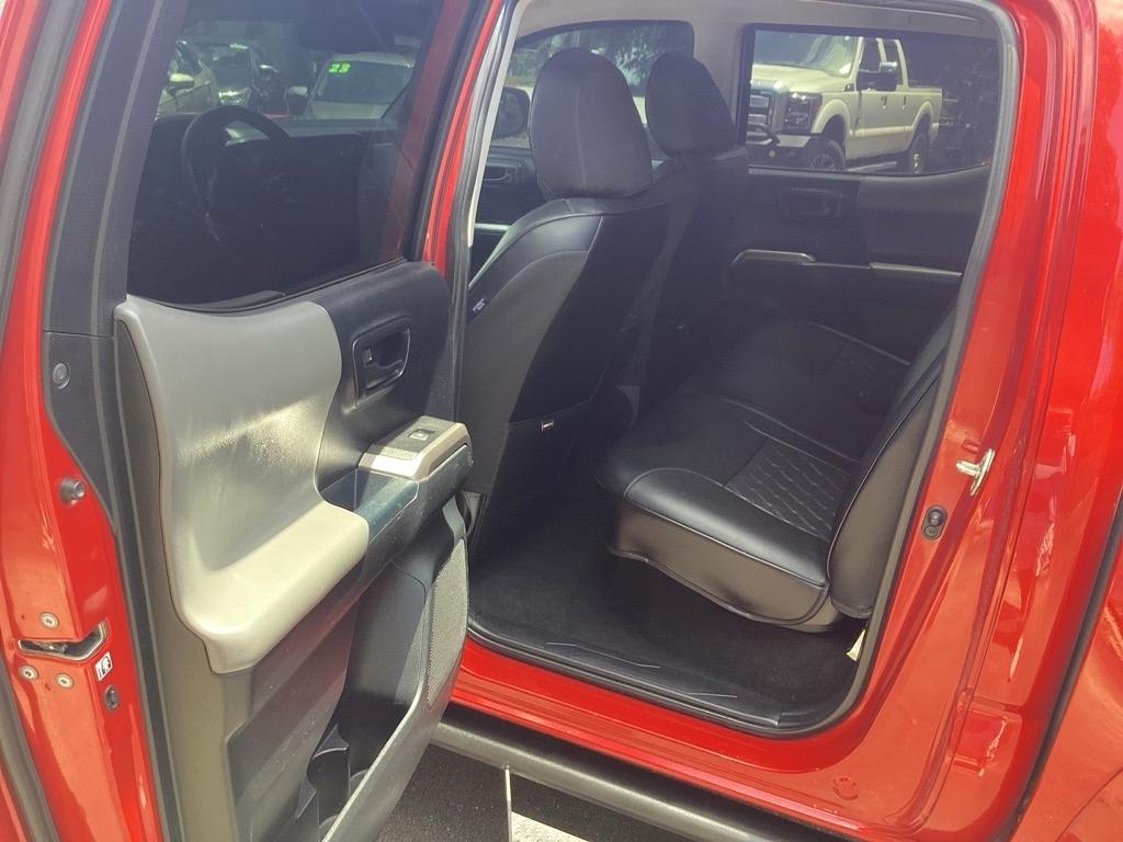 Toyota Tacoma SR5 Double Cab Long Bed V6 6AT 2WD 2017