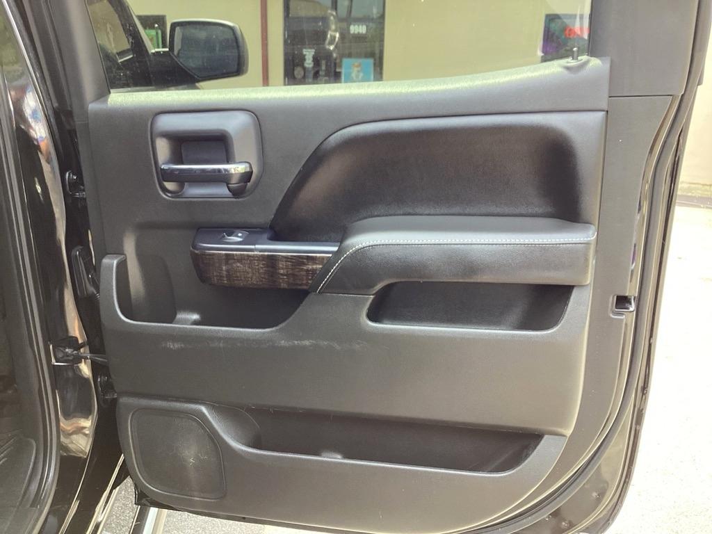 GMC Sierra 1500 Denali Crew Cab Long Box 4WD 2015