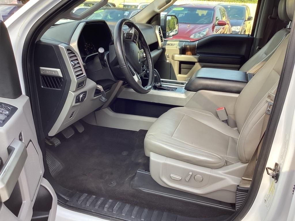Ford F-150 Lariat SuperCrew 4WD 2016