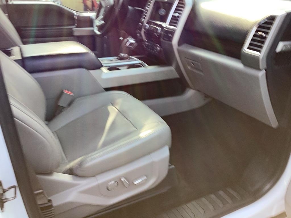 Ford F-150 Lariat SuperCrew 4WD 2016