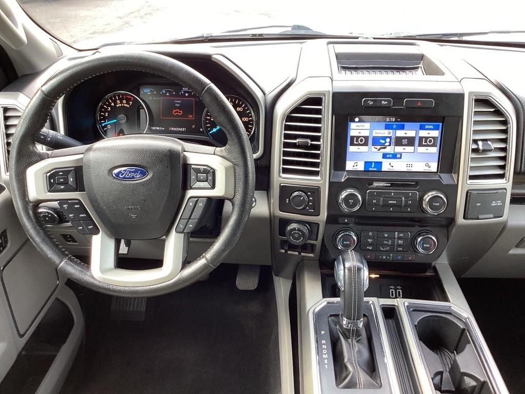 Ford F-150 Lariat SuperCrew 4WD 2016