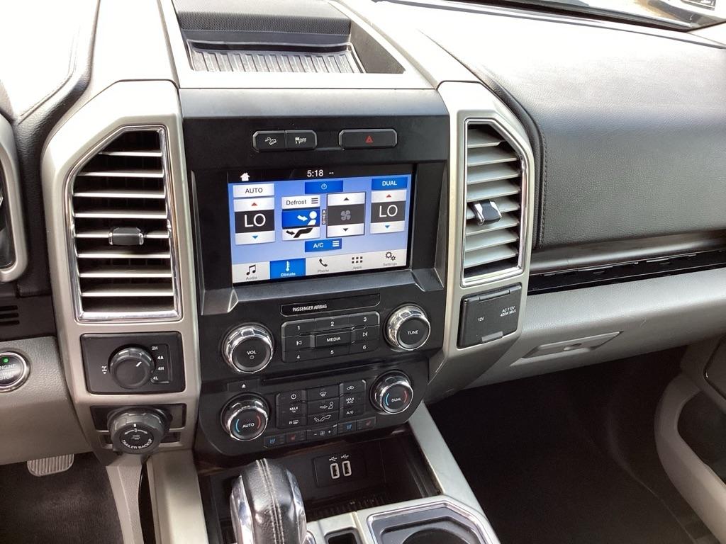 Ford F-150 Lariat SuperCrew 4WD 2016