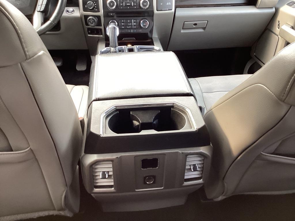 Ford F-150 Lariat SuperCrew 4WD 2016