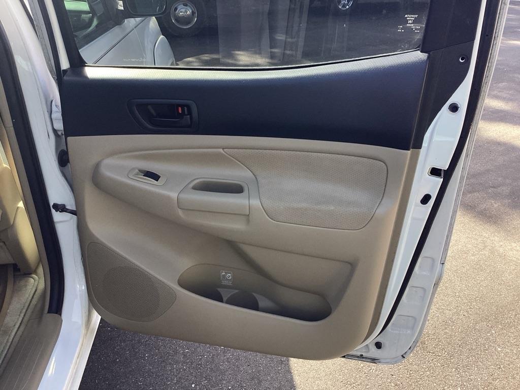 Toyota Tacoma PreRunner Double Cab V6 Auto 2WD 2009