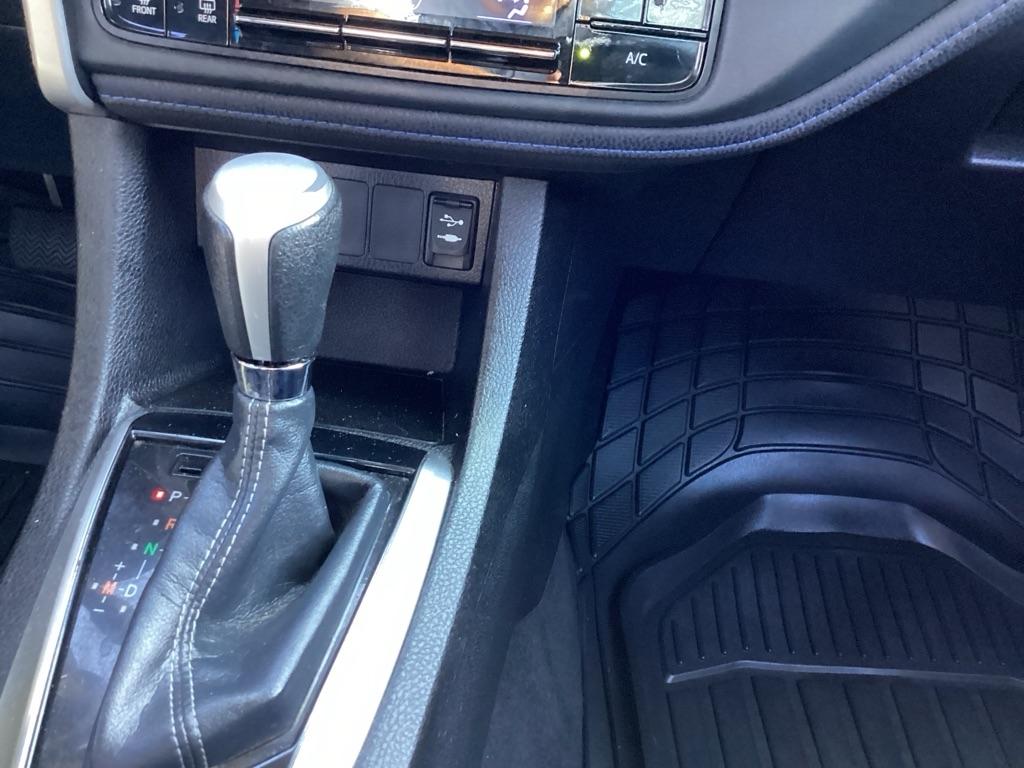 Toyota Corolla L CVT 2018