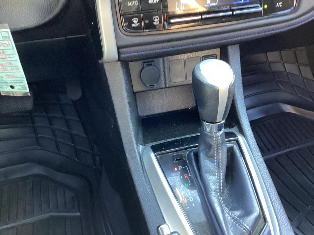 Toyota Corolla L CVT 2018