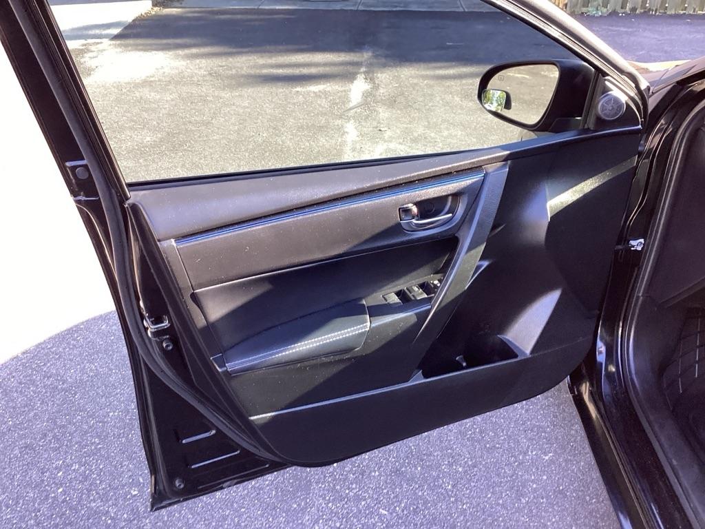 Toyota Corolla L CVT 2018