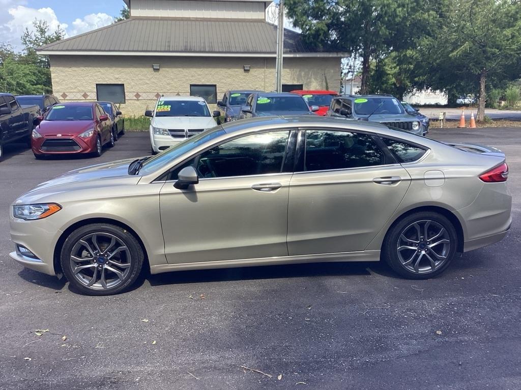 Ford Fusion S 2017