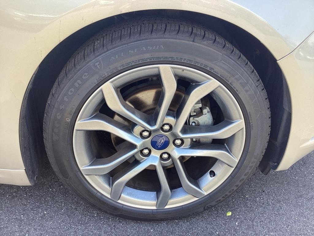 Ford Fusion S 2017