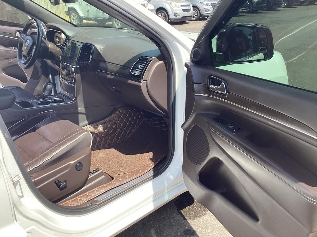 Jeep Grand Cherokee Overland 2WD 2019