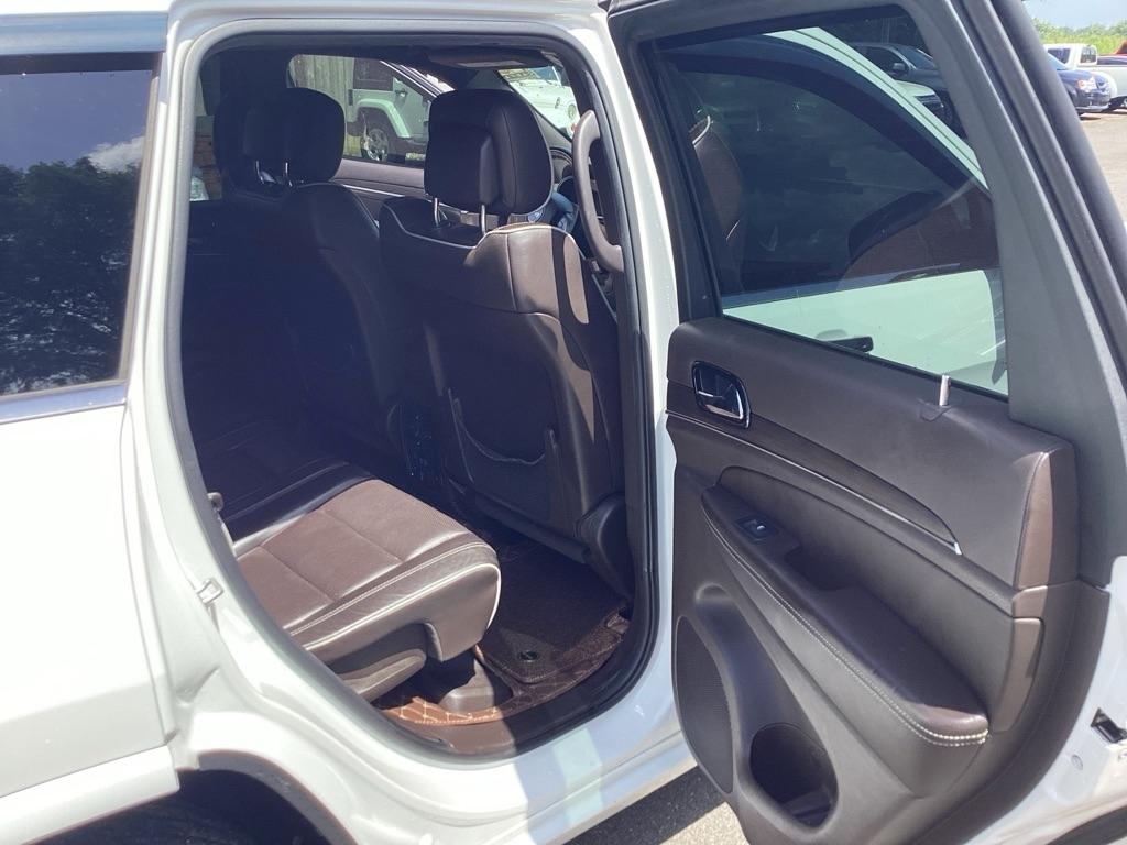 Jeep Grand Cherokee Overland 2WD 2019