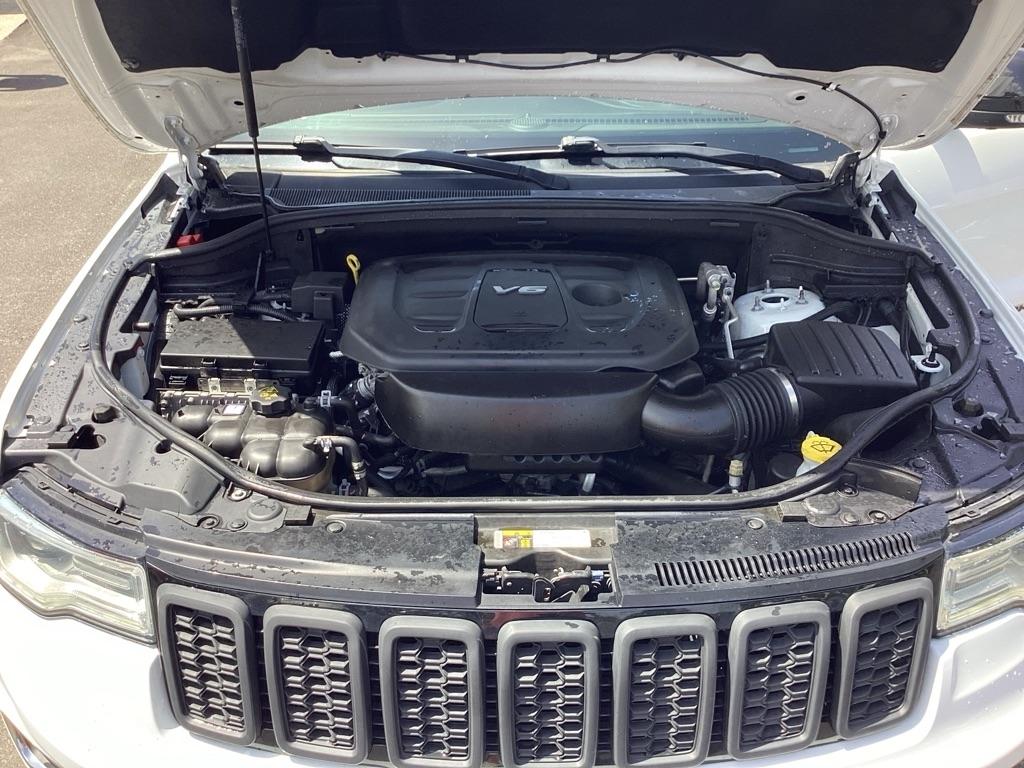 Jeep Grand Cherokee Overland 2WD 2019