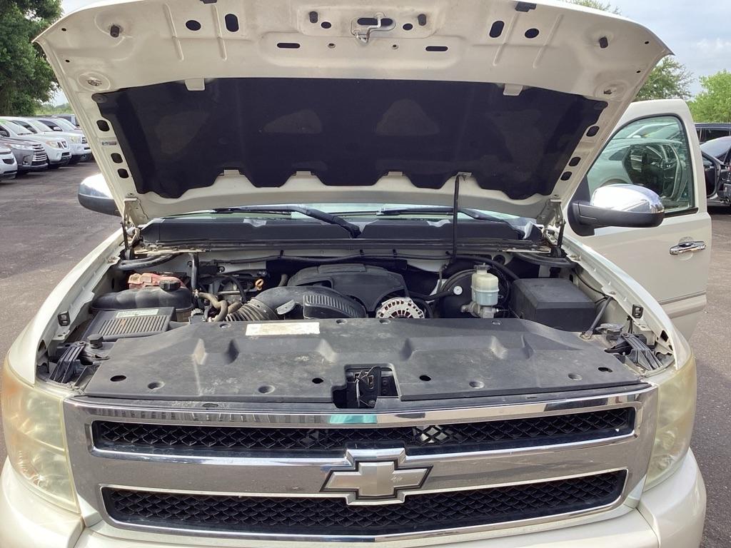 Chevrolet Silverado 1500 LTZ Crew Cab 4WD 2009