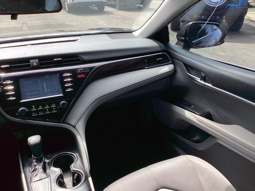 Toyota Camry L 2019
