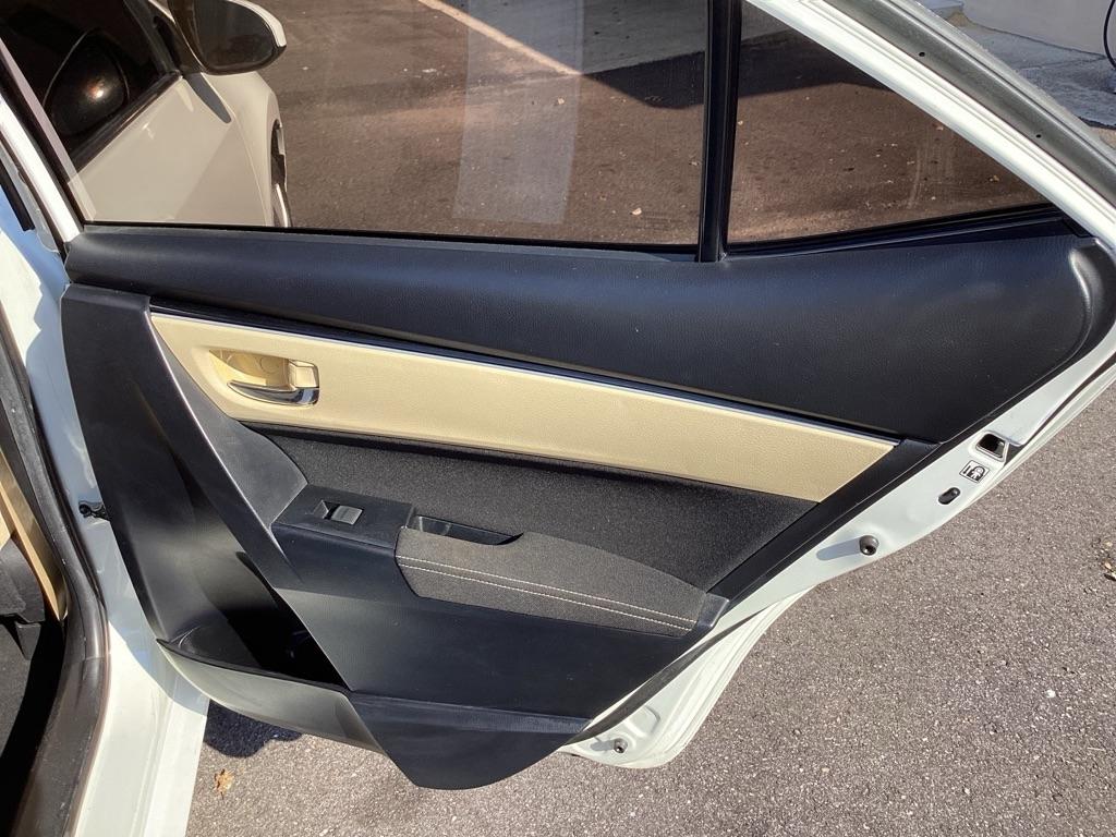 Toyota Corolla L CVT 2019