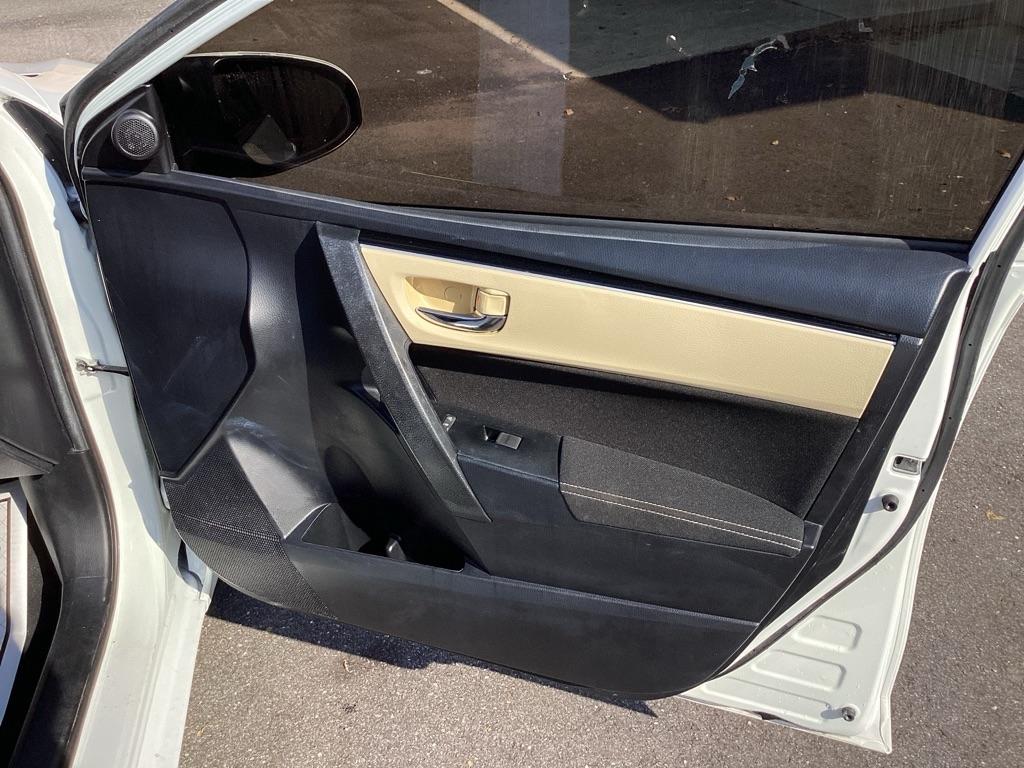 Toyota Corolla L CVT 2019