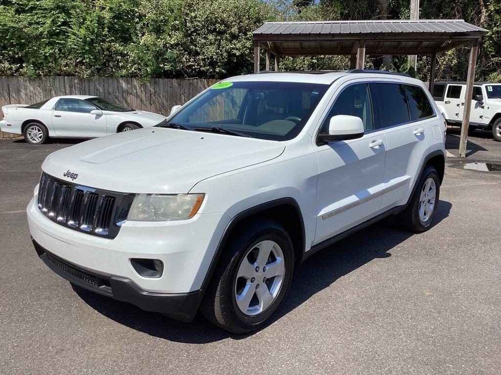 Jeep Grand Cherokee Laredo 2WD 2013