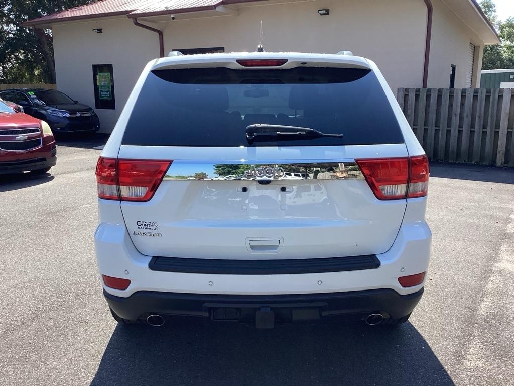 Jeep Grand Cherokee Laredo 2WD 2013
