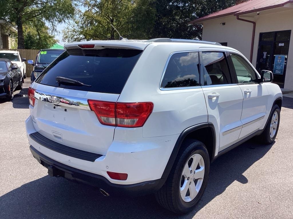 Jeep Grand Cherokee Laredo 2WD 2013