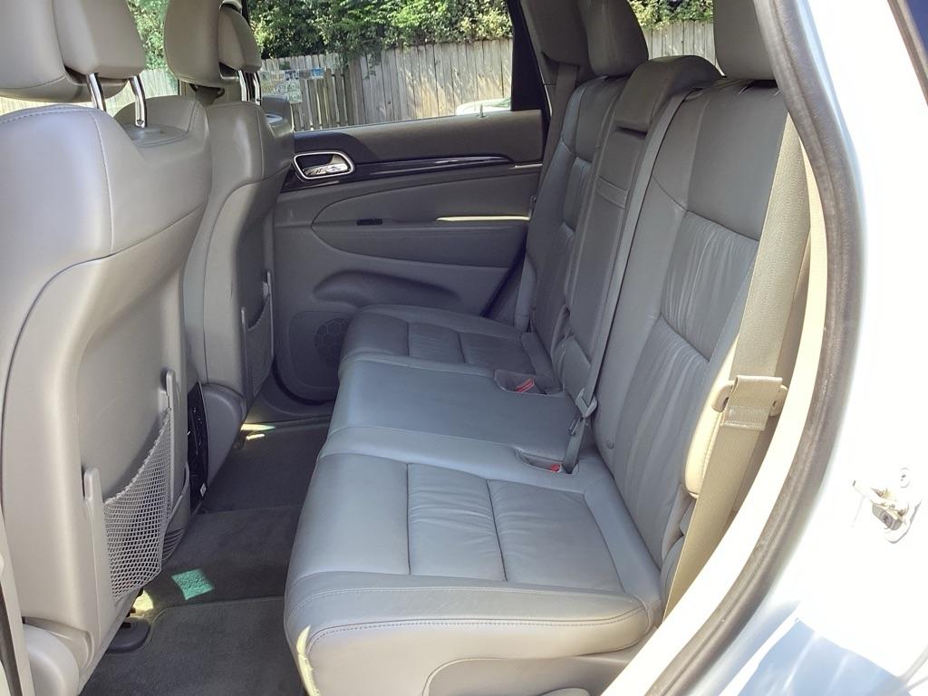 Jeep Grand Cherokee Laredo 2WD 2013