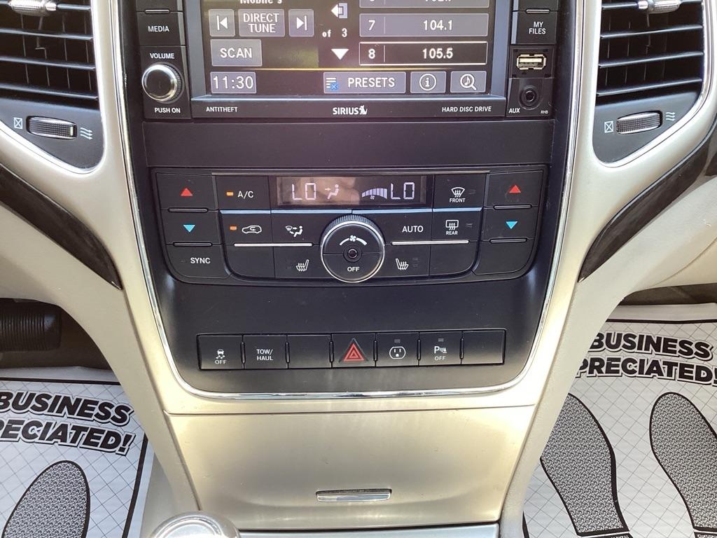 Jeep Grand Cherokee Laredo 2WD 2013