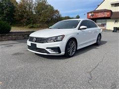 2017 Volkswagen Passat  2017 Volkswagen Passat