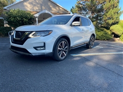 2018 Nissan Rogue  2018 Nissan Rogue