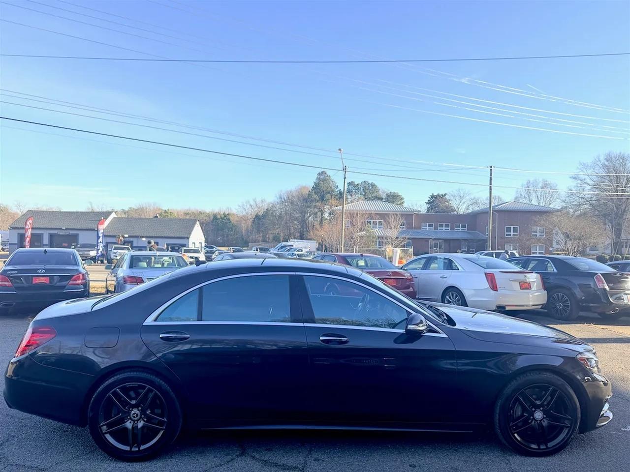 Mercedes-Benz S-Class S550 4MATIC 2014