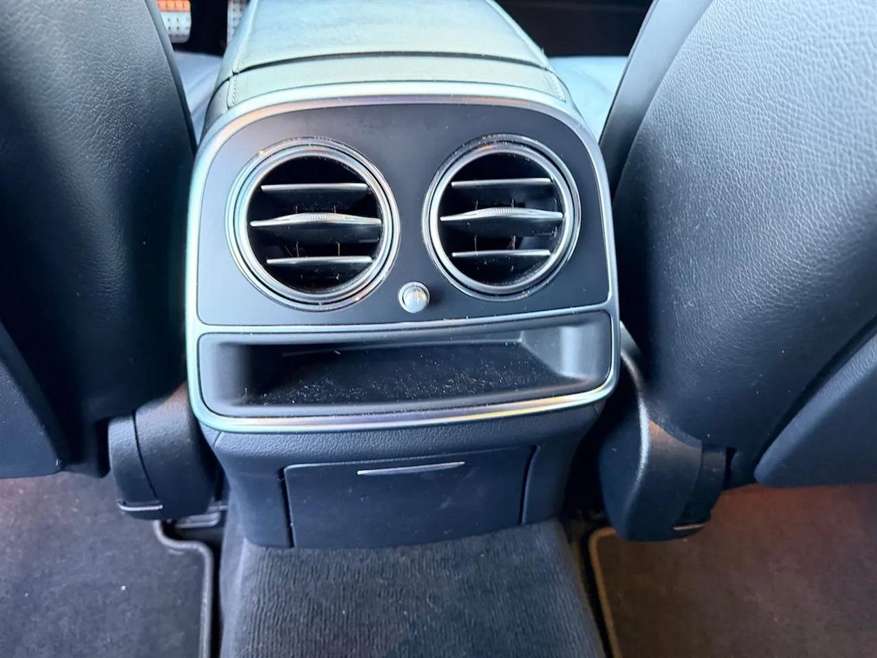 Mercedes-Benz S-Class S550 4MATIC 2014