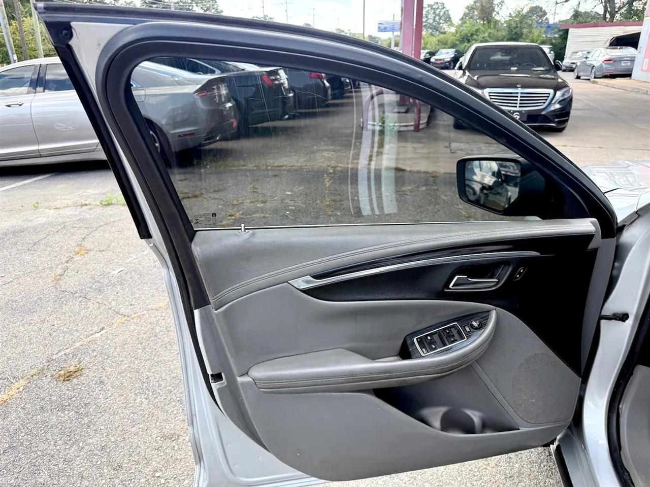 Chevrolet Impala LT 2019