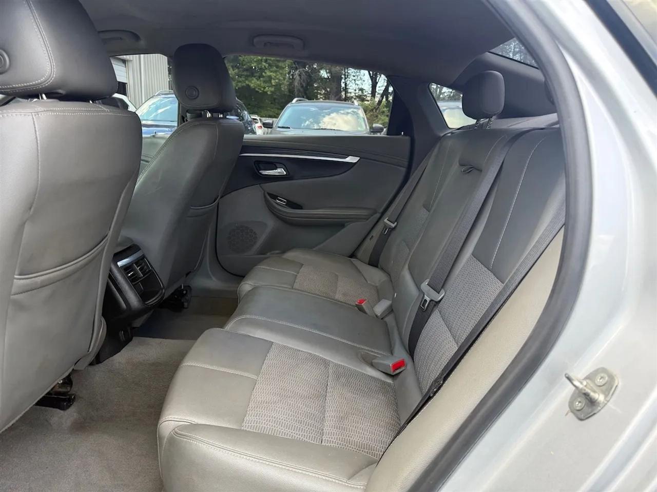 Chevrolet Impala LT 2019