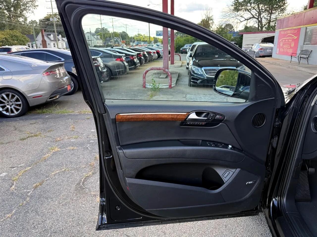 Audi Q7 3.0 Premium quattro 2014 Audi Q7 3.0 Premium quattro 2014