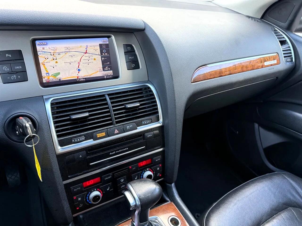 Audi Q7 3.0 Premium quattro 2014 Audi Q7 3.0 Premium quattro 2014