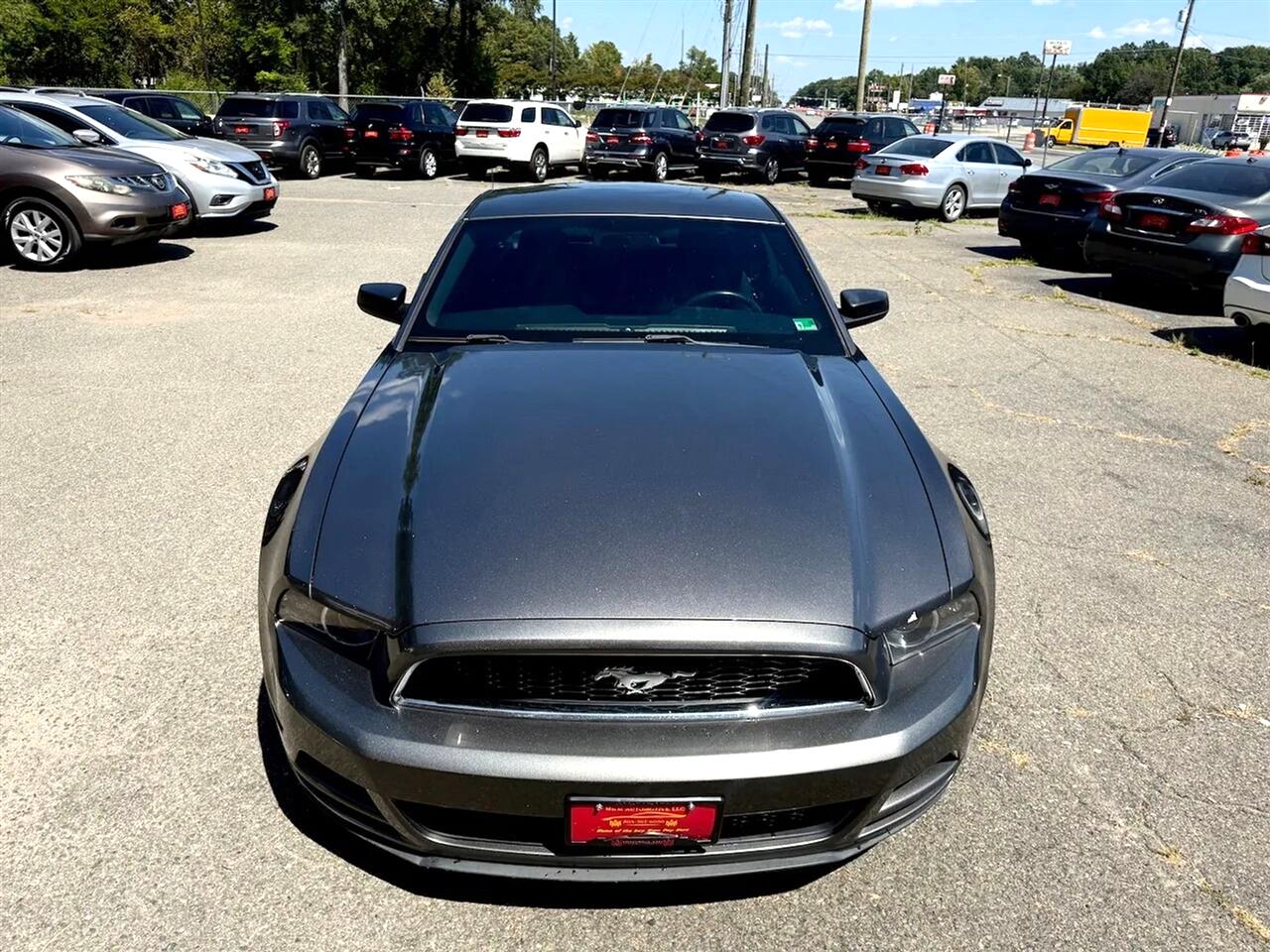 Ford Mustang V6 Coupe 2014 Ford Mustang V6 Coupe 2014