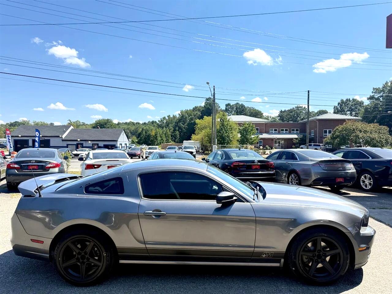 Ford Mustang V6 Coupe 2014 Ford Mustang V6 Coupe 2014