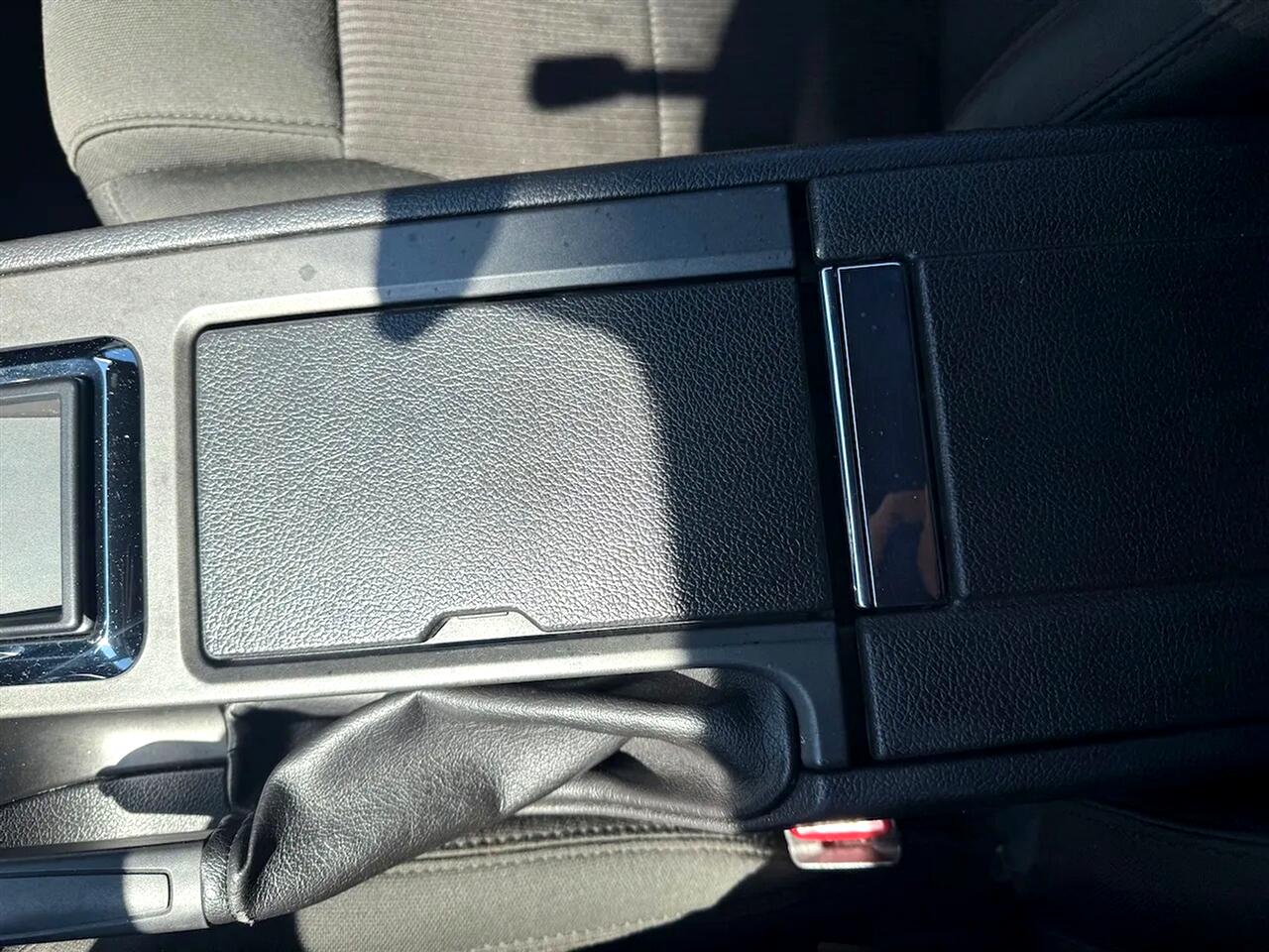 Ford Mustang V6 Coupe 2014 Ford Mustang V6 Coupe 2014