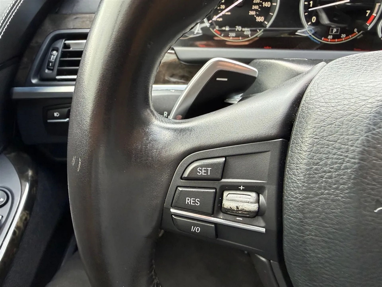 BMW 6-Series 640i Convertible 2012 BMW 6-Series 640i Convertible 2012