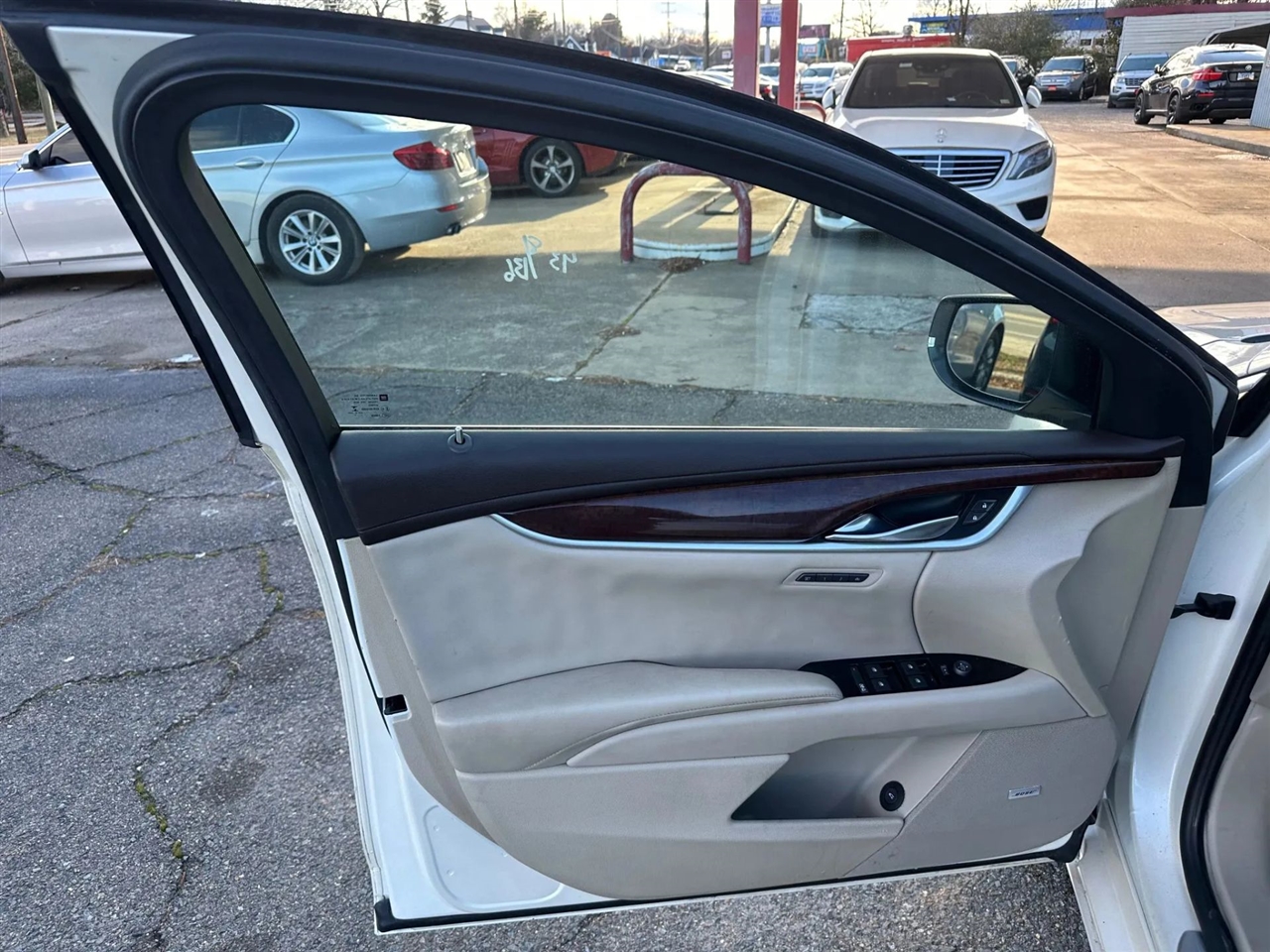 Cadillac XTS Premium 2013 Cadillac XTS Premium 2013