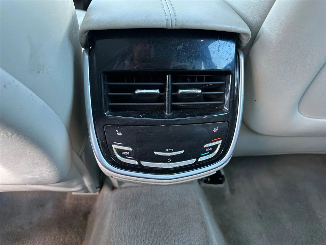 Cadillac XTS Premium 2013 Cadillac XTS Premium 2013