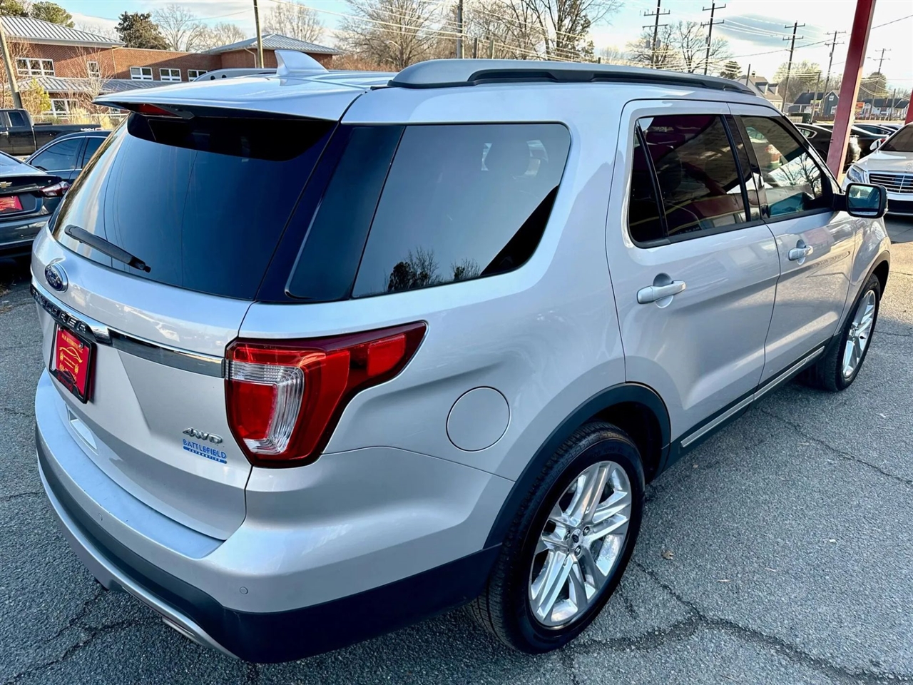 Ford Explorer XLT 4WD 2016 Ford Explorer XLT 4WD 2016