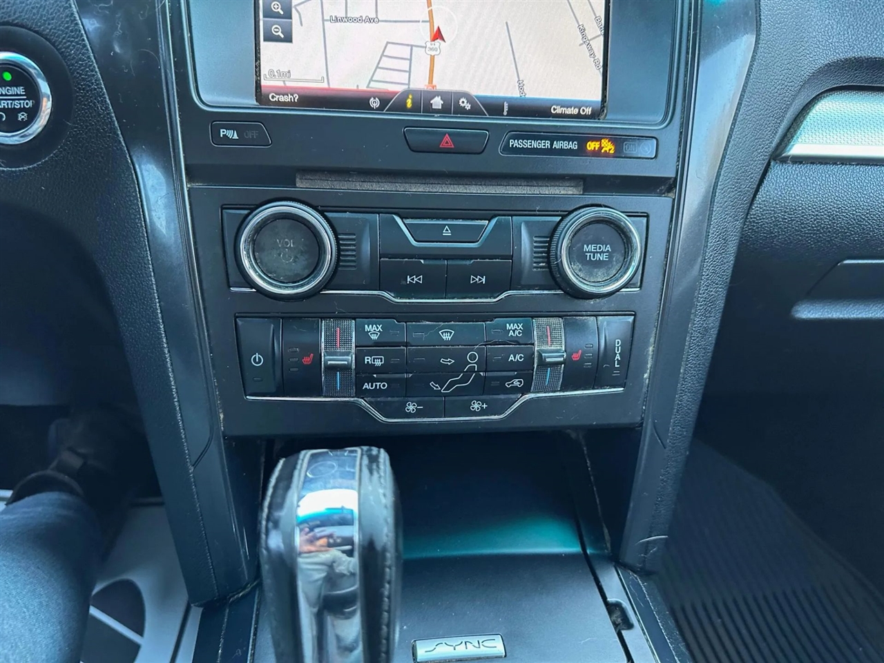 Ford Explorer XLT 4WD 2016 Ford Explorer XLT 4WD 2016