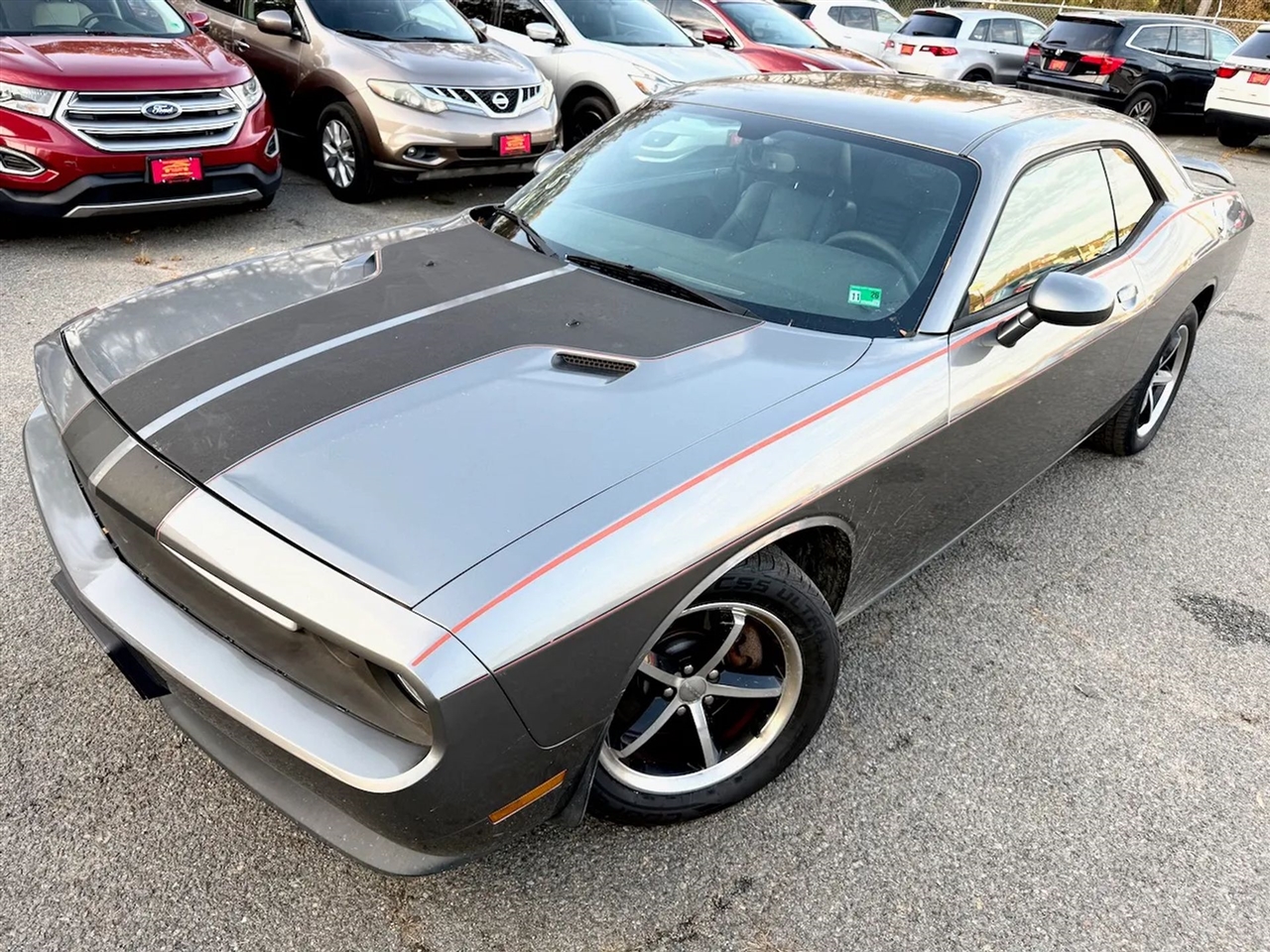 2011 Dodge Challenger SE