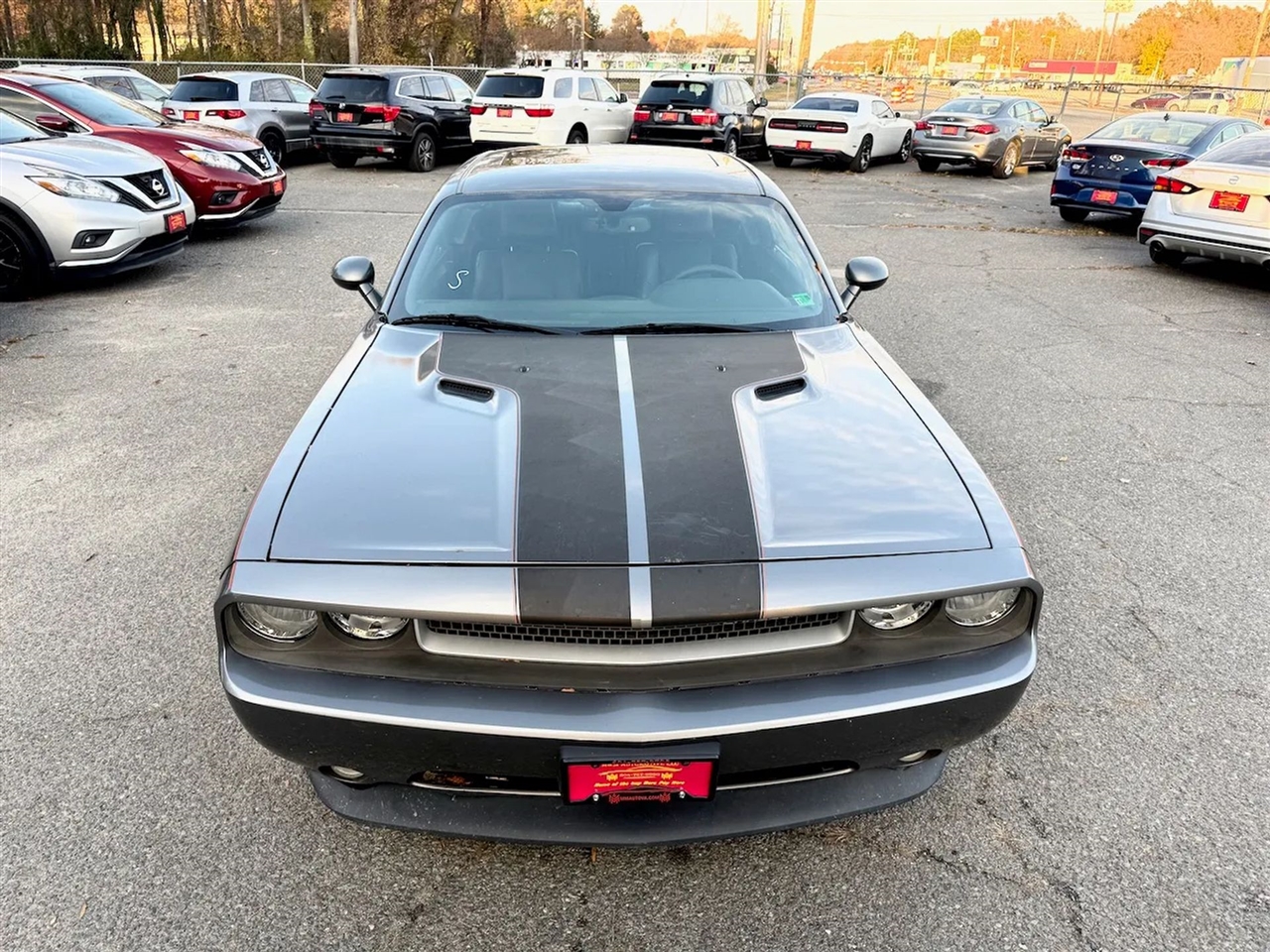 Dodge Challenger SE 2011